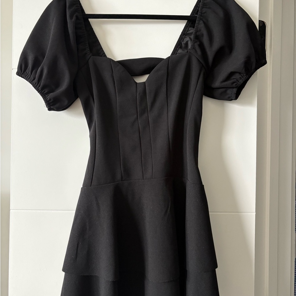Chic Black Mini Dress with Puff Sleeves